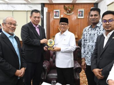 Mendes, Yandri Susanto, bersama UKKM/Net
